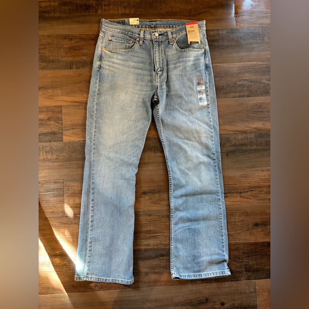 Men’s Levi Jeans. Slim bootcut 527